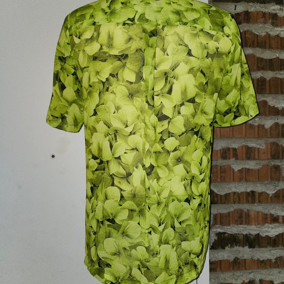 Michael Kors Leafy Pattern Green Black Button Up Top Short Sleeves Size M Medium - Picture 2 of 6
